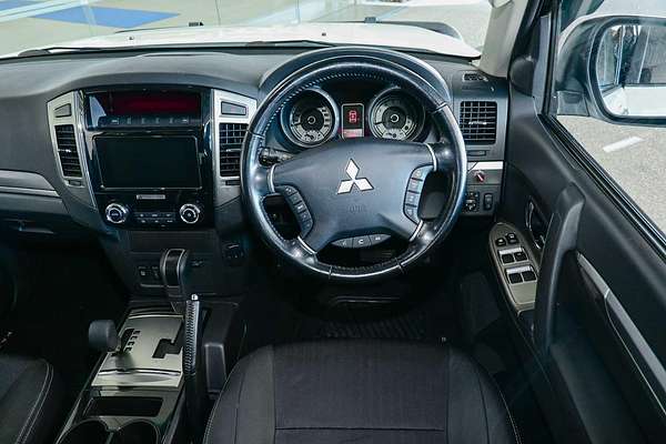 2021 Mitsubishi Pajero GLS NX