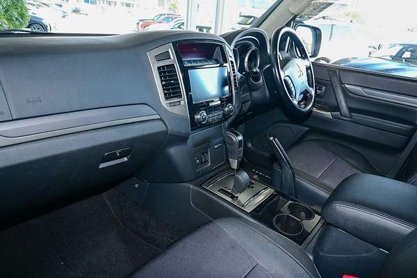 2021 Mitsubishi Pajero GLS NX