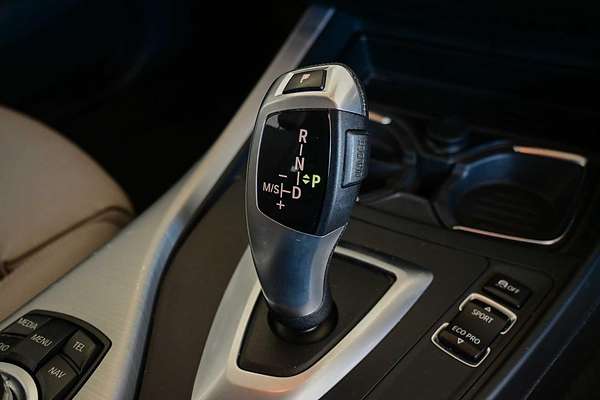 2013 BMW 1 Series 118i F20