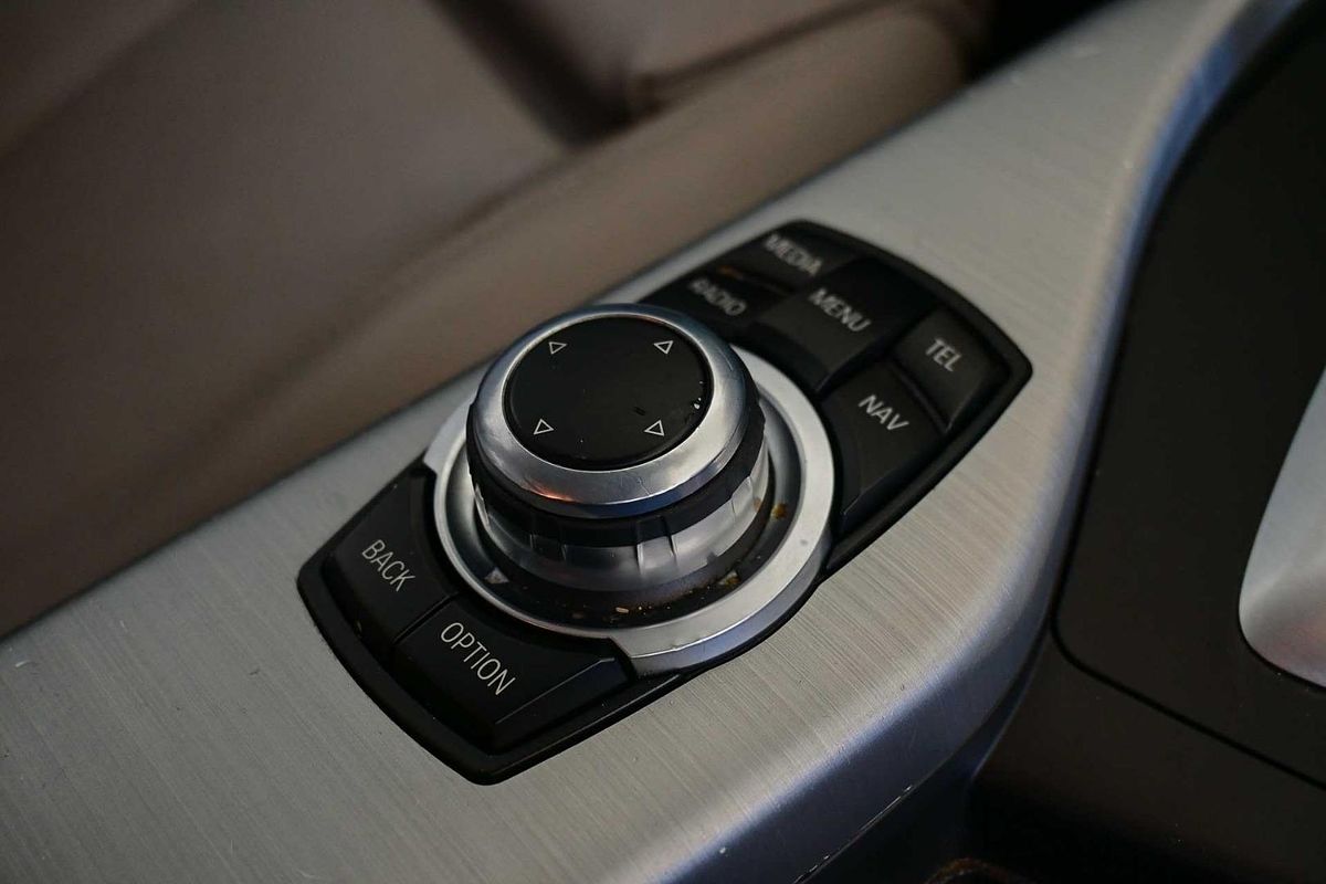 2013 BMW 1 Series 118i F20