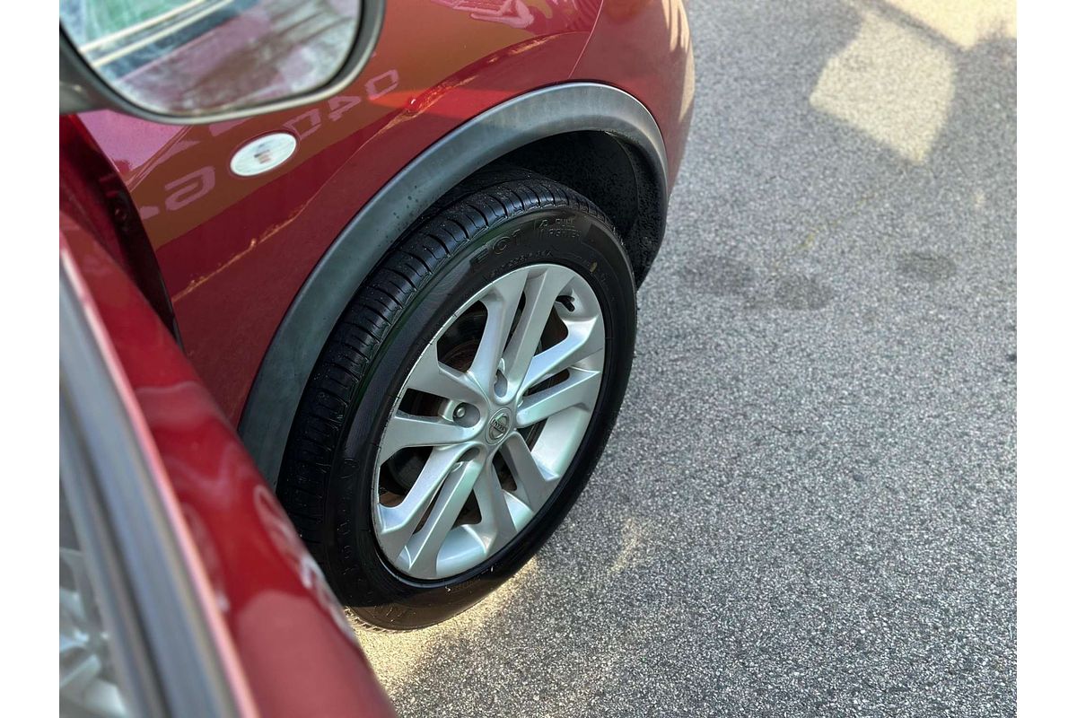 2013 Nissan JUKE ST F15