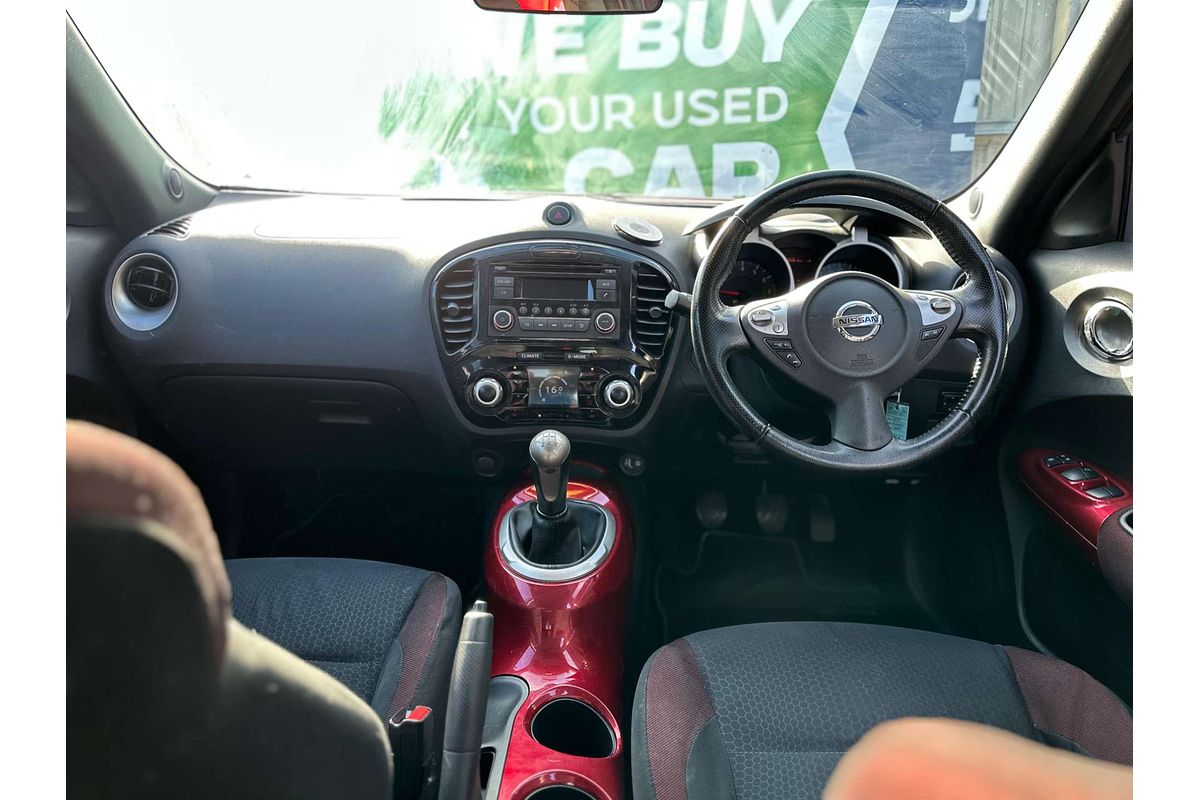 2013 Nissan JUKE ST F15