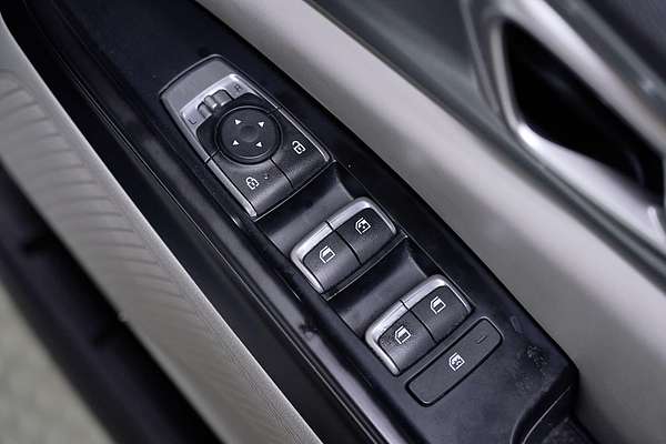 2022 Kia Carnival S KA4