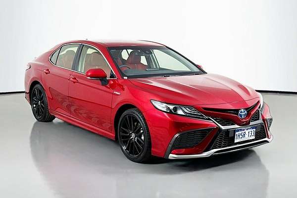 2022 Toyota Camry SX AXVH70R