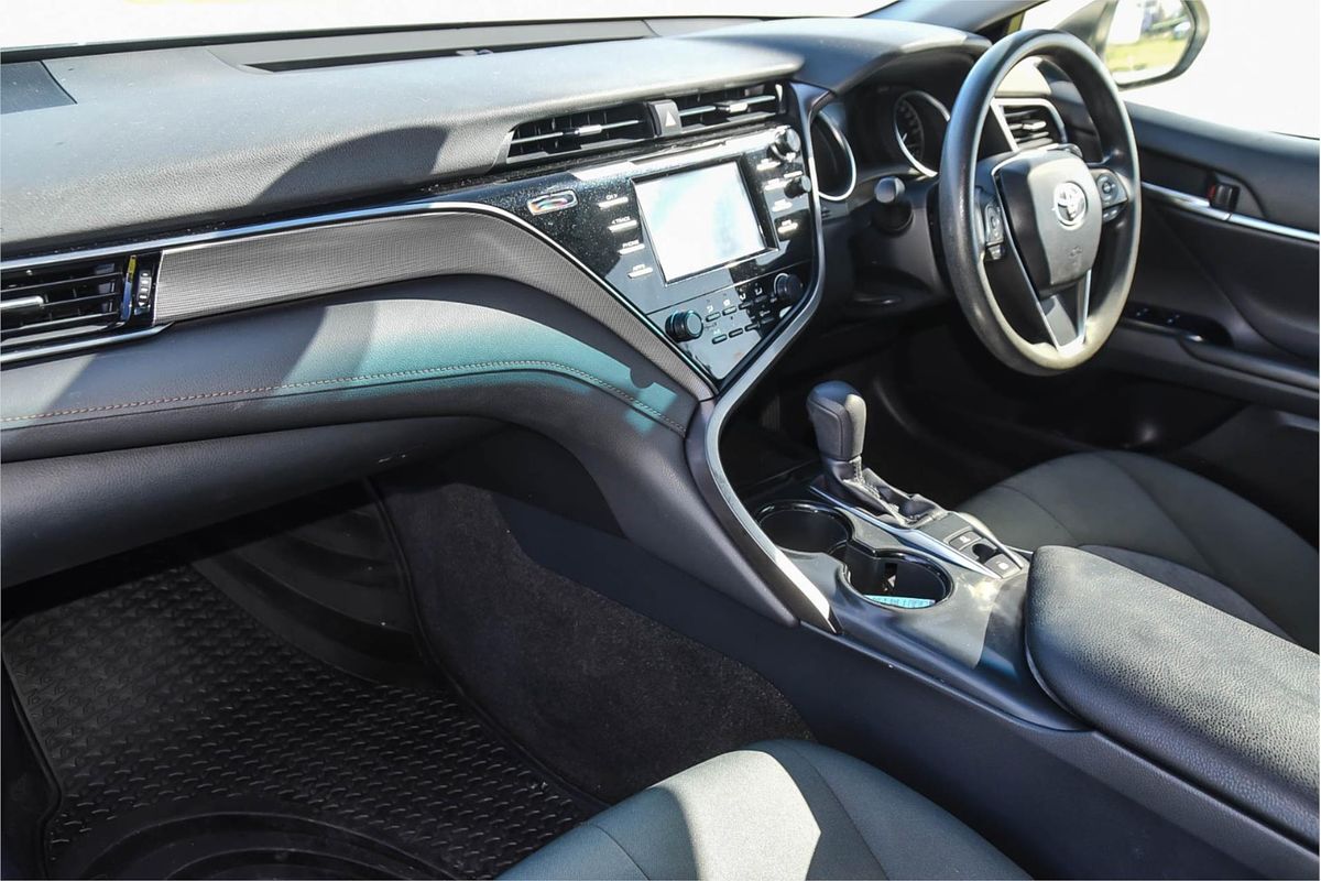 2019 Toyota Camry Ascent ASV70R
