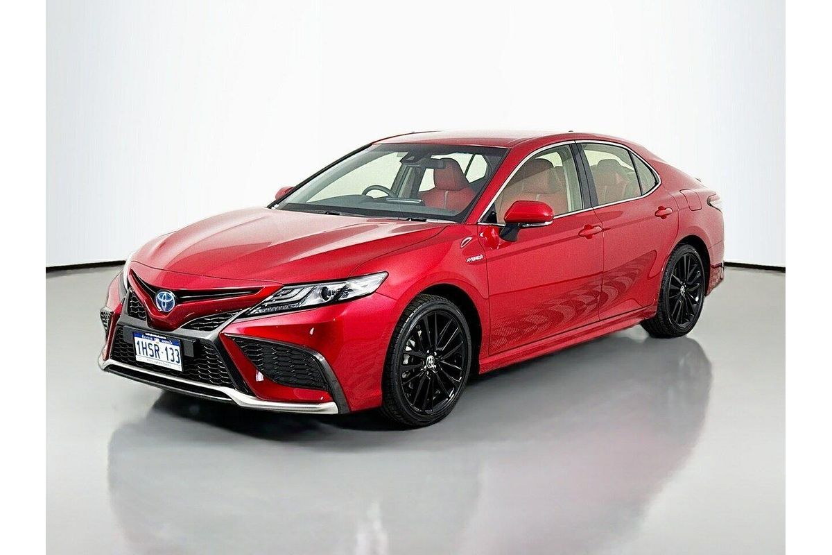 2022 Toyota Camry SX AXVH70R