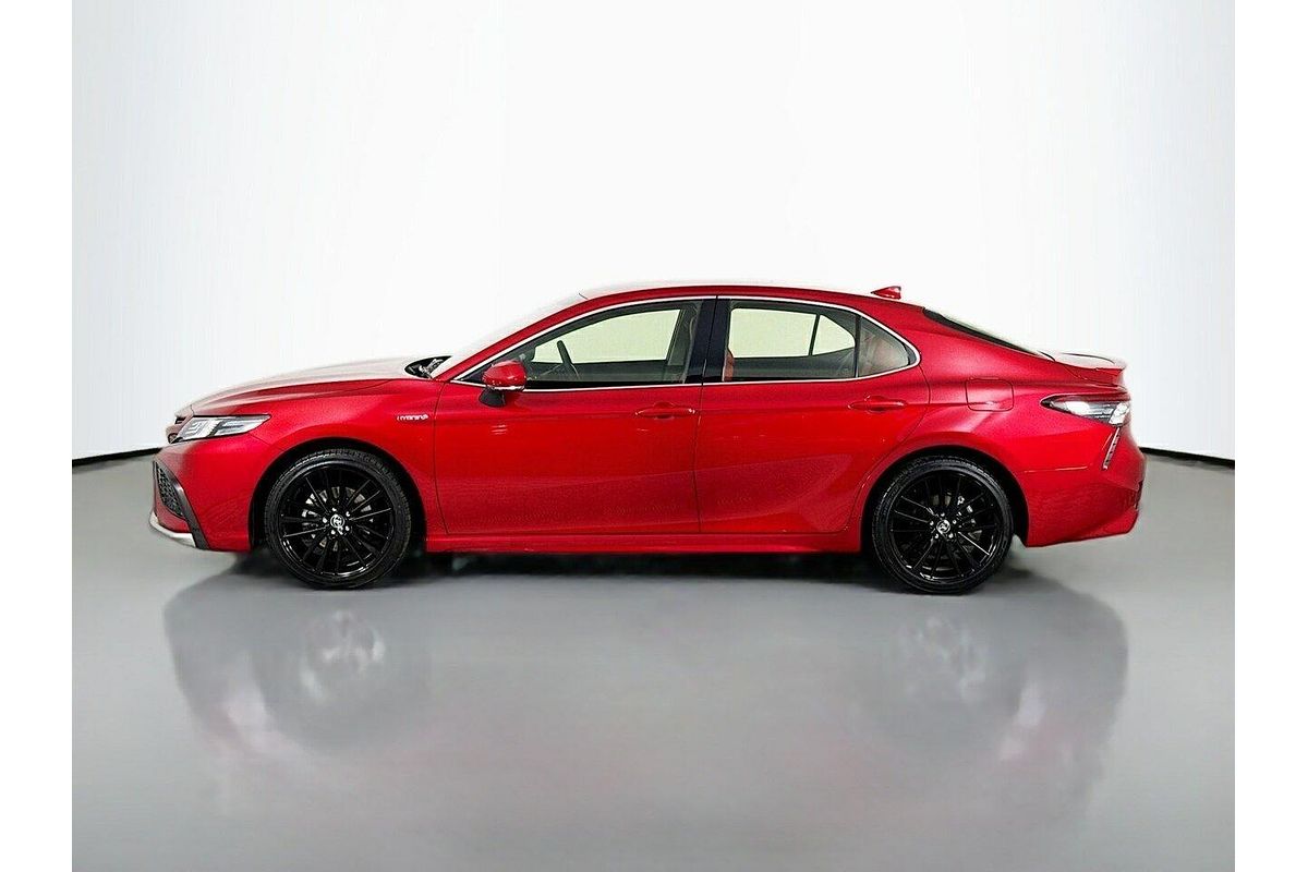 2022 Toyota Camry SX AXVH70R