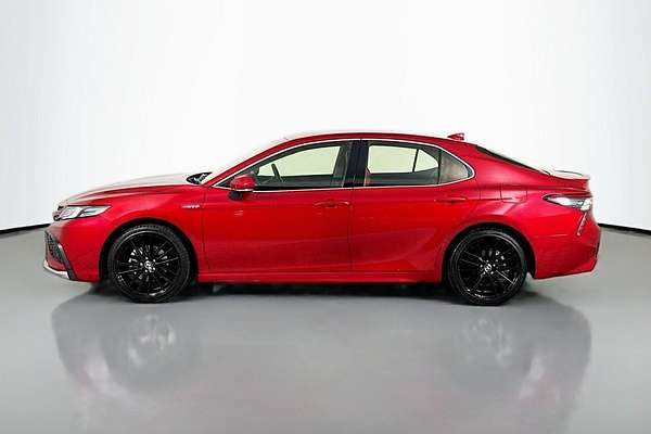 2022 Toyota Camry SX AXVH70R
