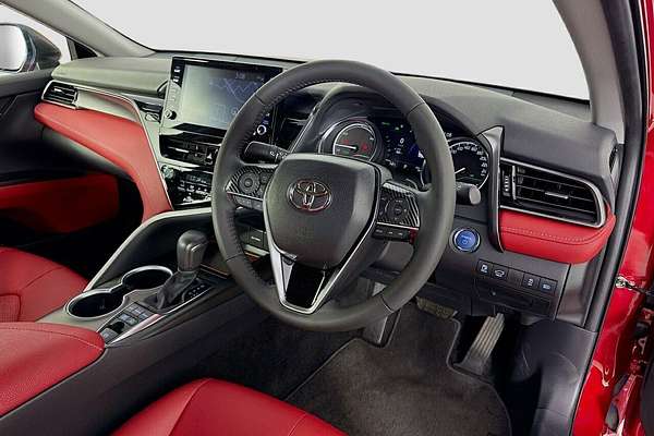 2022 Toyota Camry SX AXVH70R