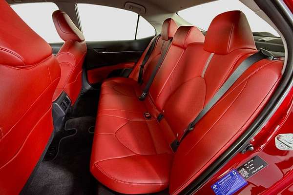 2022 Toyota Camry SX AXVH70R