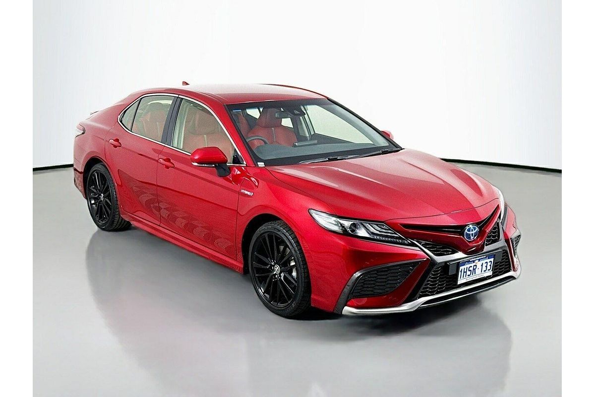 2022 Toyota Camry SX AXVH70R