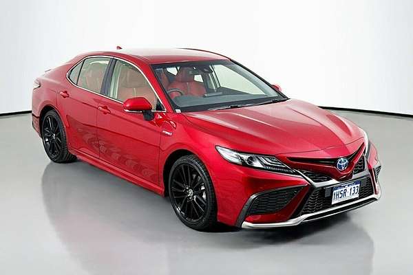 2022 Toyota Camry SX AXVH70R
