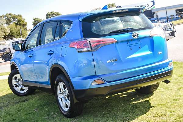 2017 Toyota RAV4 GX ASA44R