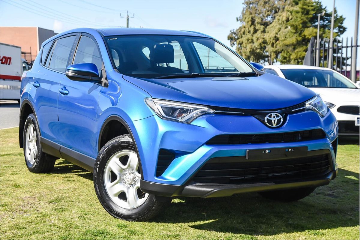 2017 Toyota RAV4 GX ASA44R