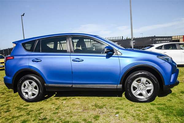 2017 Toyota RAV4 GX ASA44R