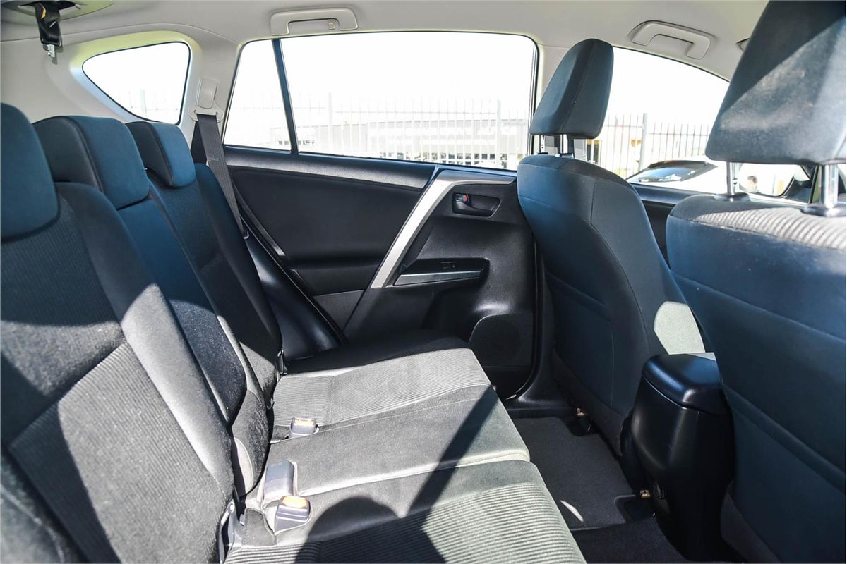2017 Toyota RAV4 GX ASA44R