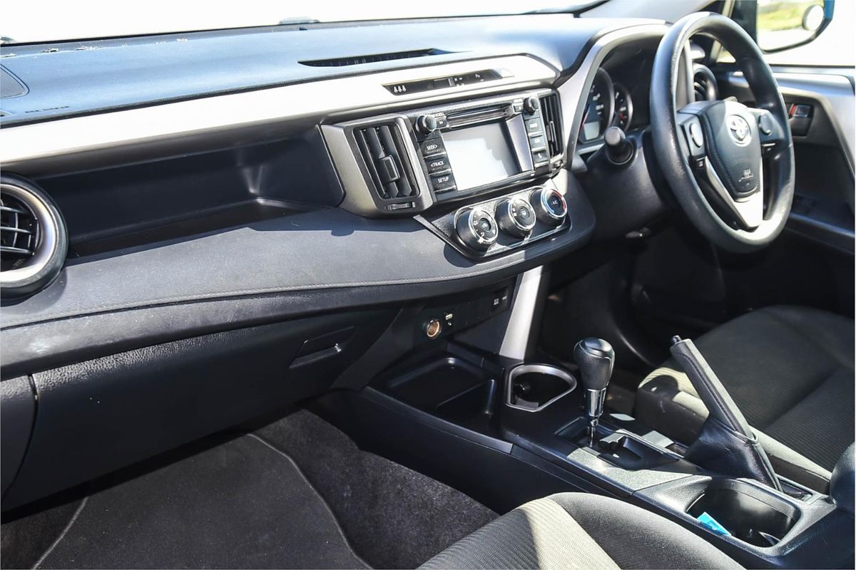 2017 Toyota RAV4 GX ASA44R