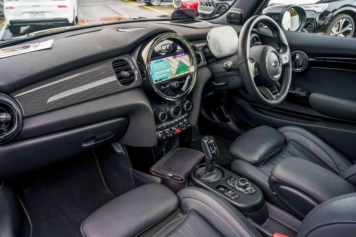 2021 MINI Hatch Cooper Classic F56 LCI-2