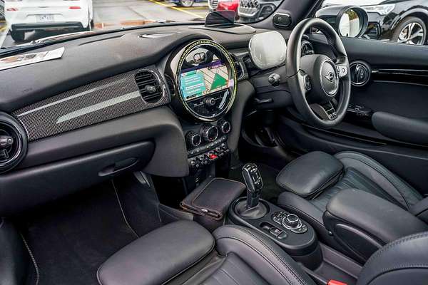 2021 MINI Hatch Cooper Classic F56 LCI-2