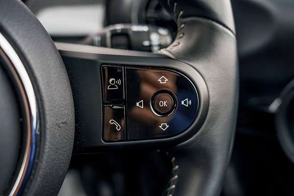 2021 MINI Hatch Cooper Classic F56 LCI-2