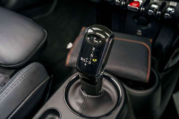 2021 MINI Hatch Cooper Classic F56 LCI-2