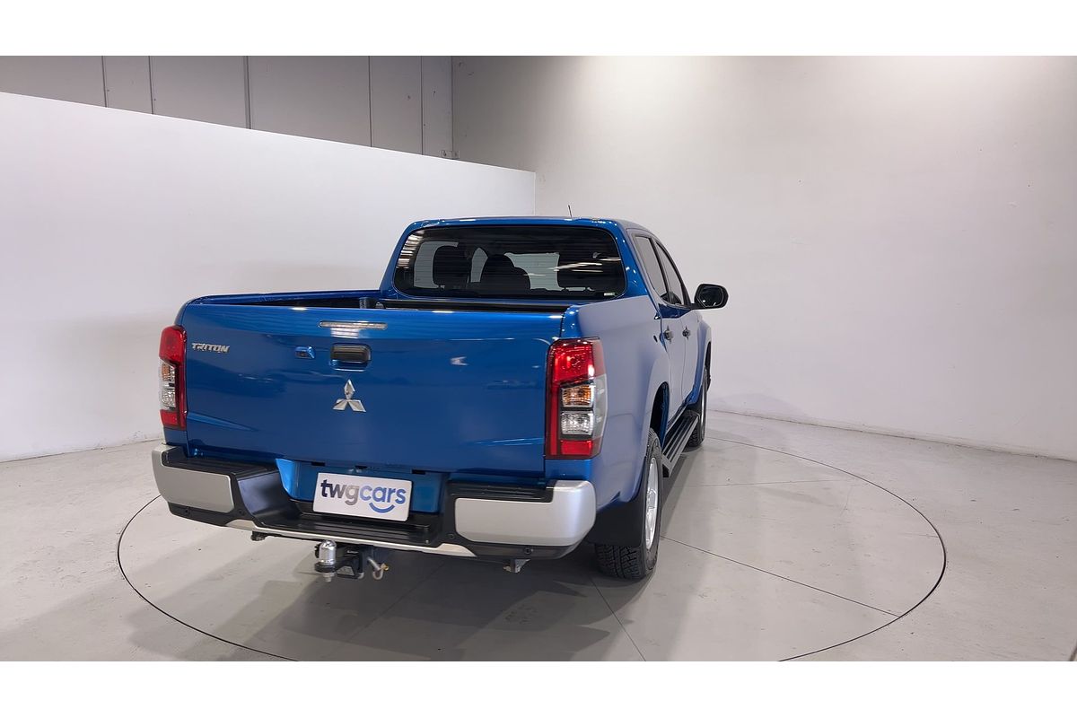 2023 Mitsubishi Triton GLX+ MR 4X4