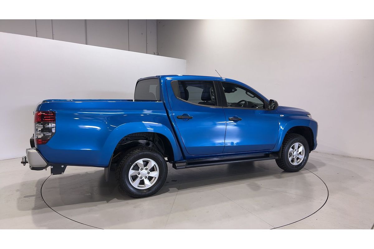 2023 Mitsubishi Triton GLX+ MR 4X4