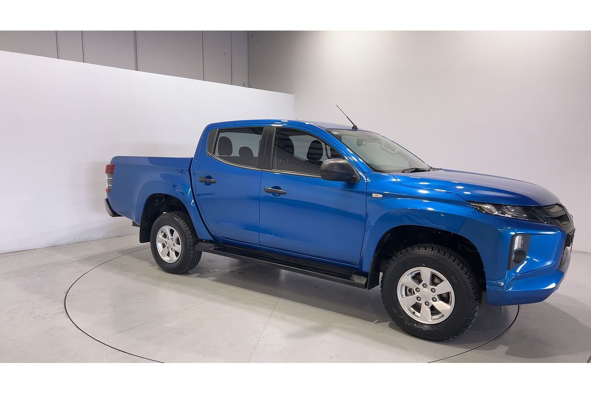 2023 Mitsubishi Triton GLX+ MR 4X4