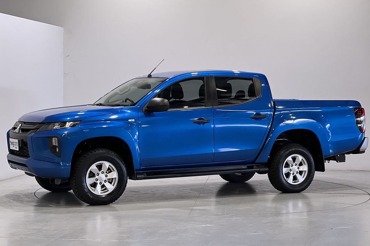 2023 Mitsubishi Triton GLX+ MR 4X4