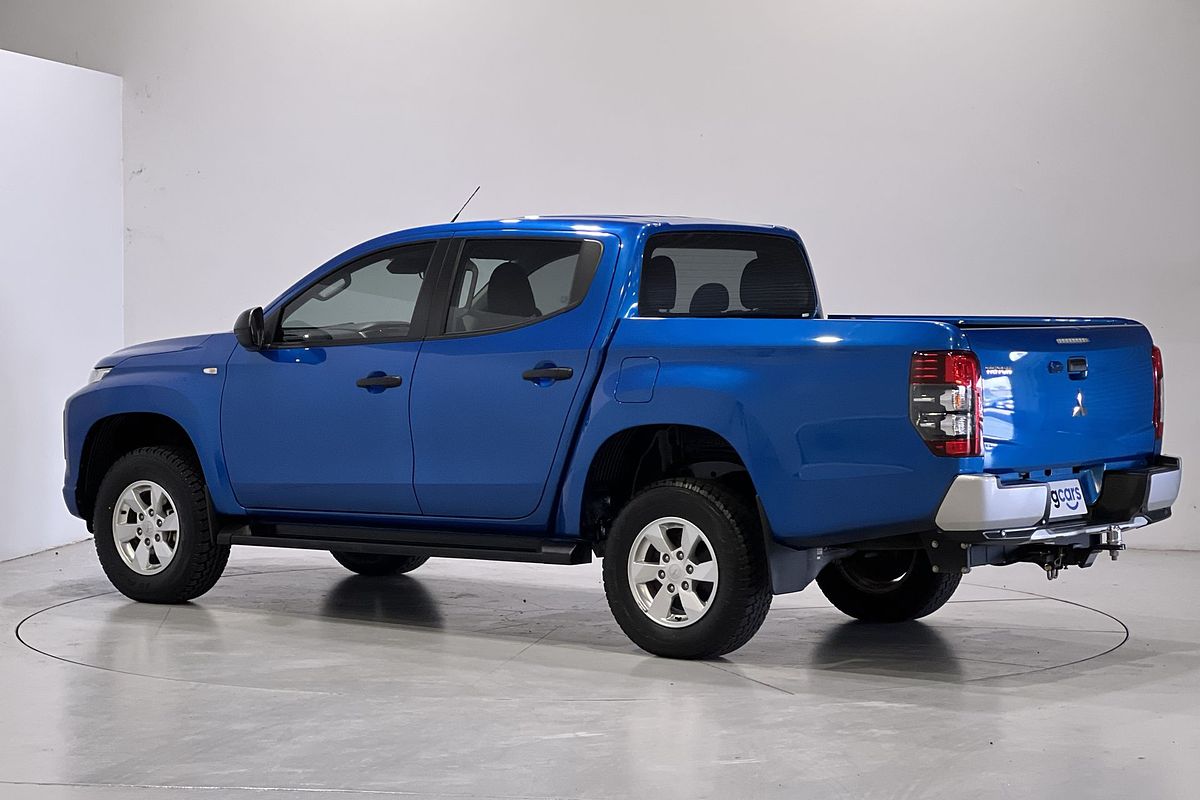 2023 Mitsubishi Triton GLX+ MR 4X4
