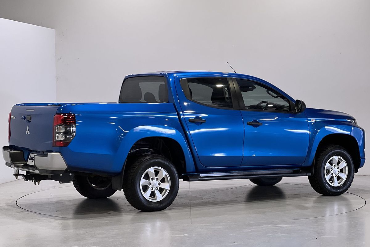 2023 Mitsubishi Triton GLX+ MR 4X4