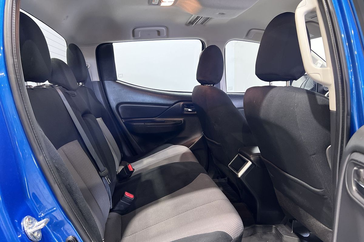 2023 Mitsubishi Triton GLX+ MR 4X4