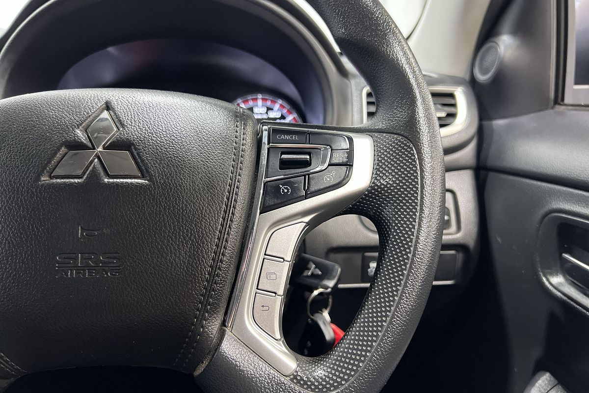 2023 Mitsubishi Triton GLX+ MR 4X4