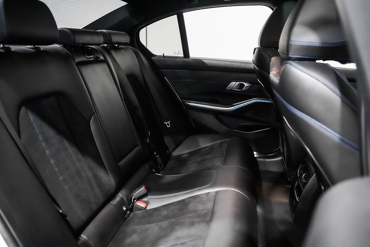 2021 BMW 3 Series 320i M Sport G20