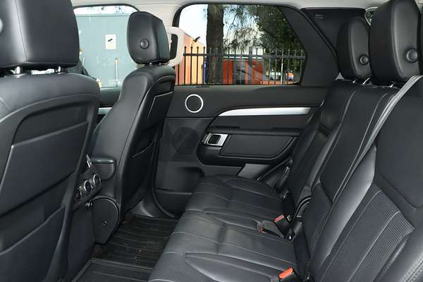 2020 Land Rover Discovery SD6 Landmark Edition Series 5
