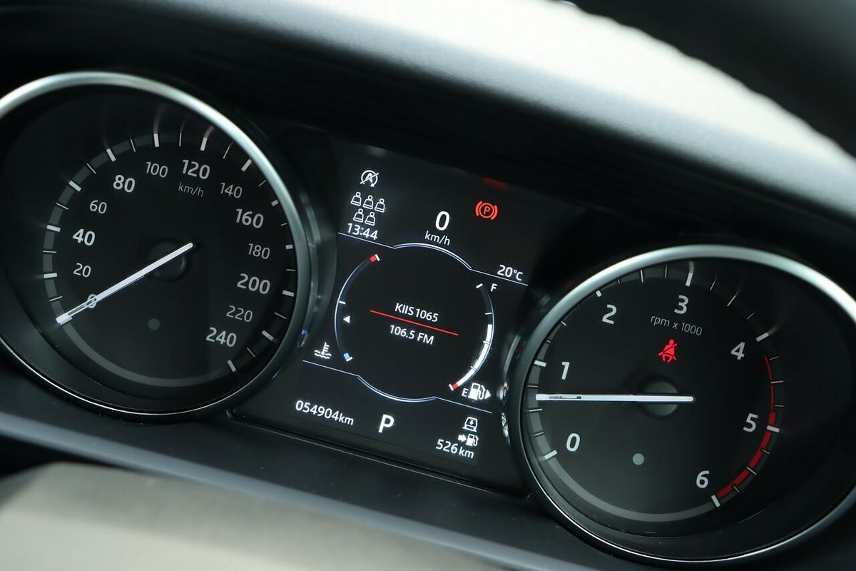 2020 Land Rover Discovery SD6 Landmark Edition Series 5