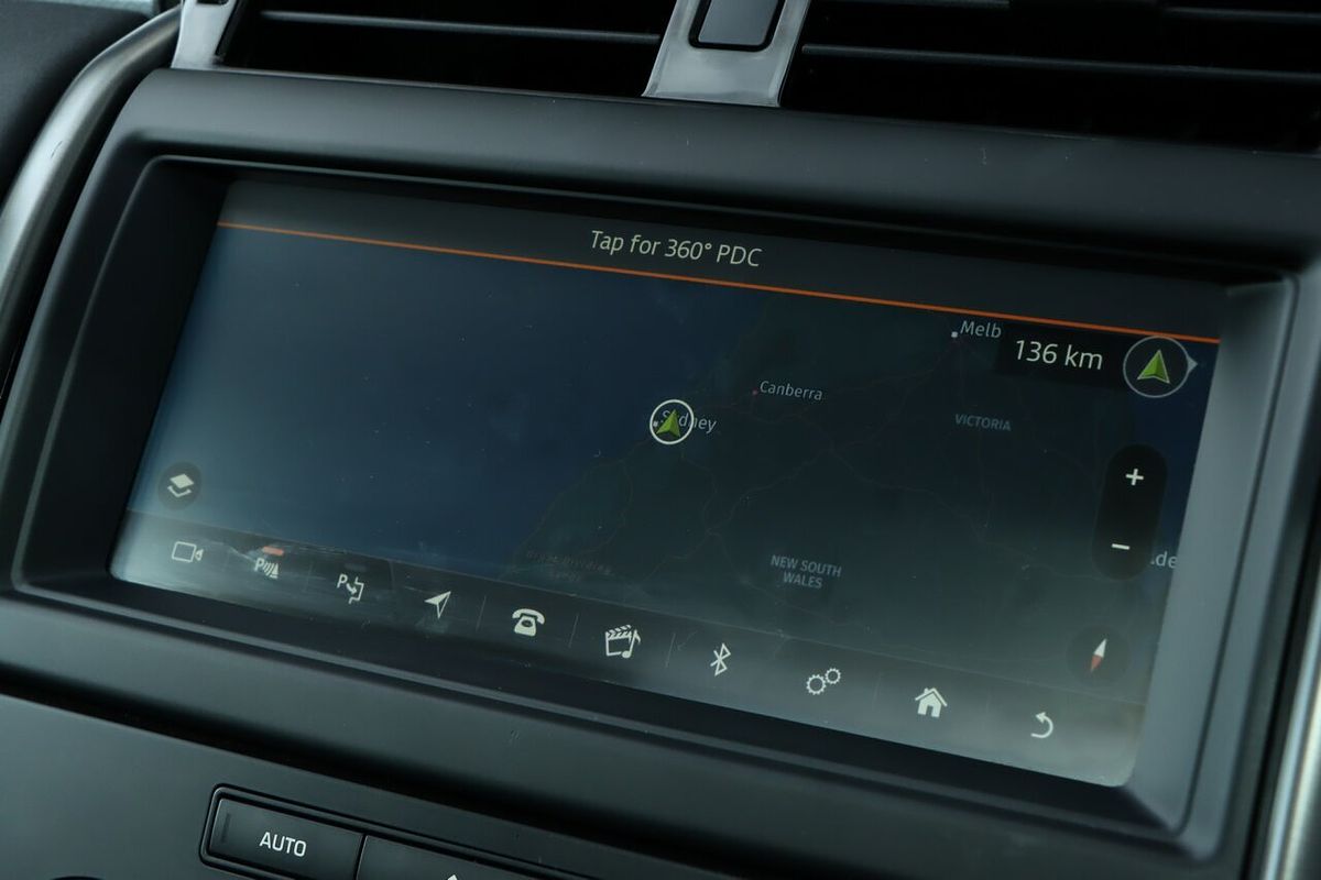 2020 Land Rover Discovery SD6 Landmark Edition Series 5