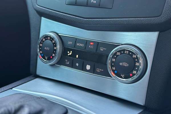 2009 Mercedes-Benz C-Class C200 Kompressor Classic W204