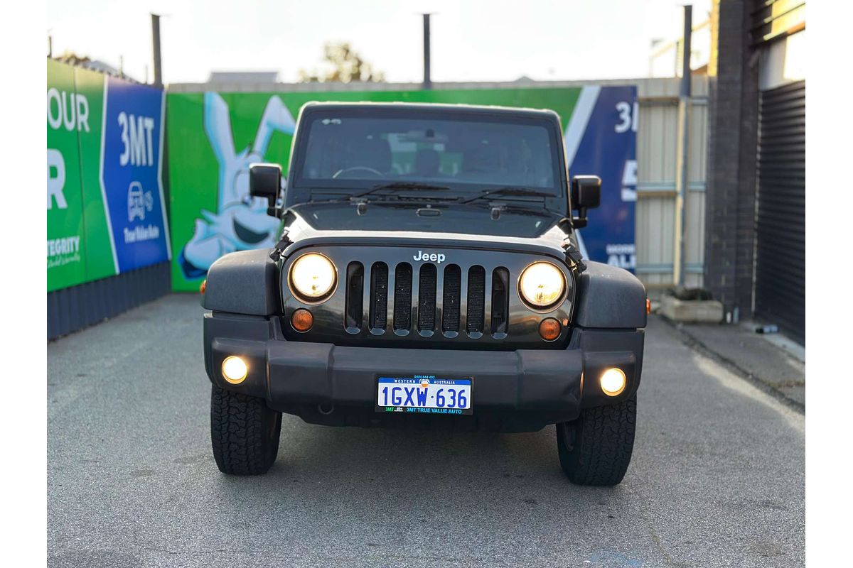 2012 Jeep Wrangler Unlimited Sport JK