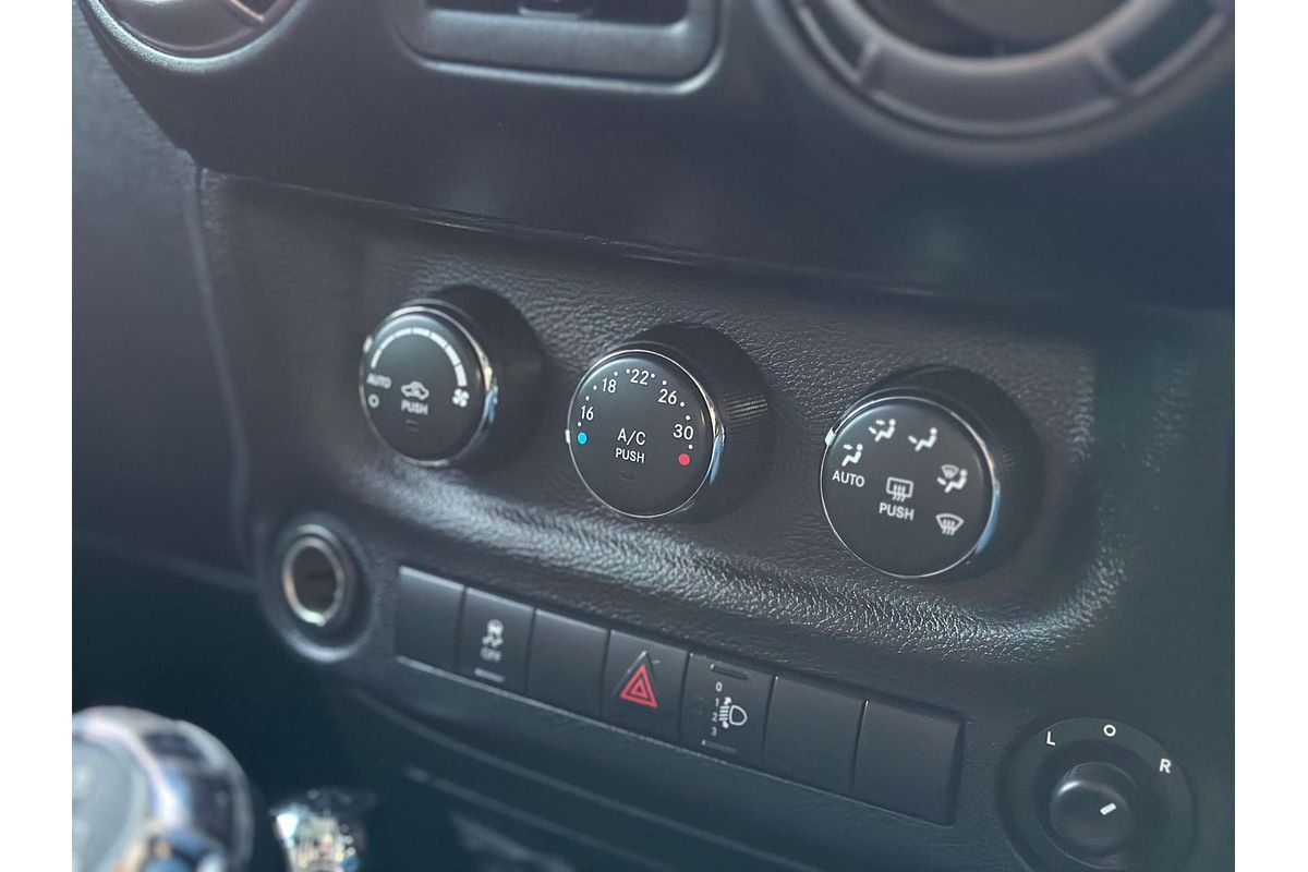 2012 Jeep Wrangler Unlimited Sport JK