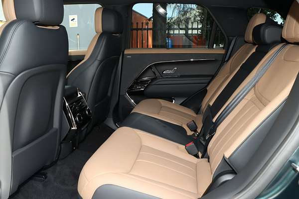 2025 Land Rover Range Rover Sport D350 Dynamic HSE L461