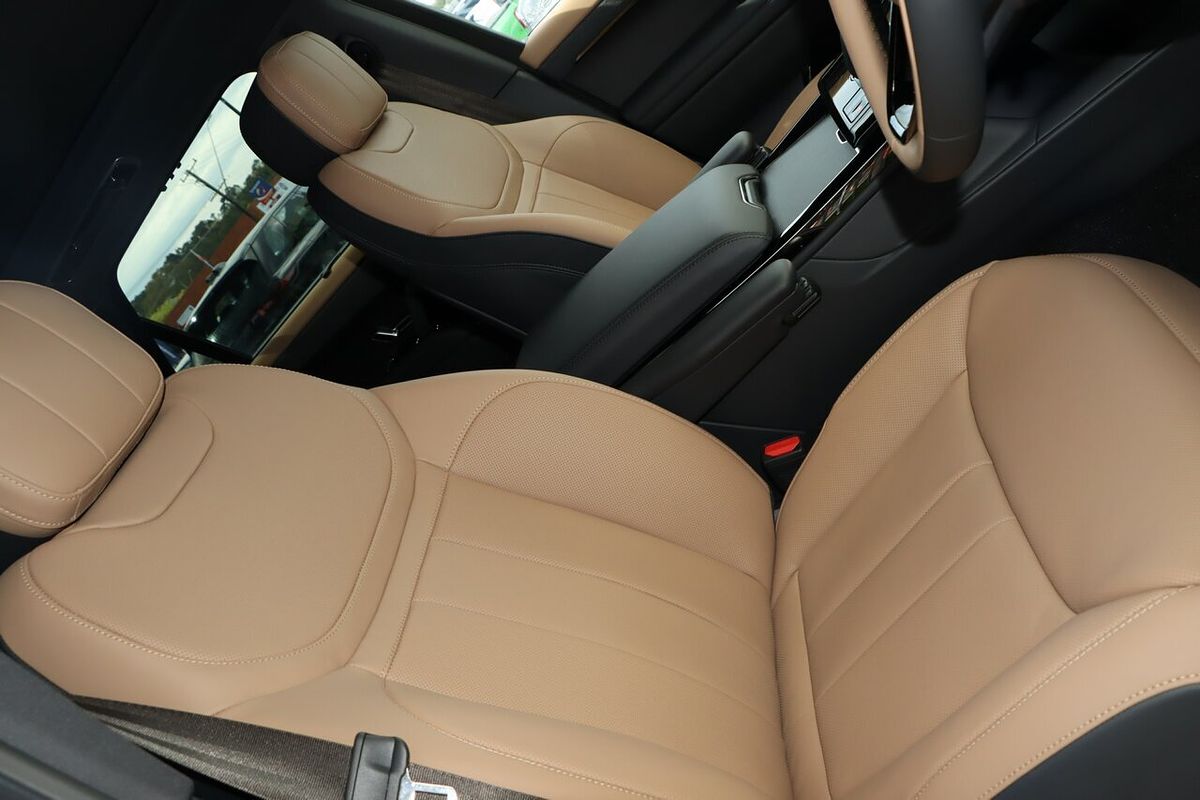 2025 Land Rover Range Rover Sport D350 Dynamic HSE L461
