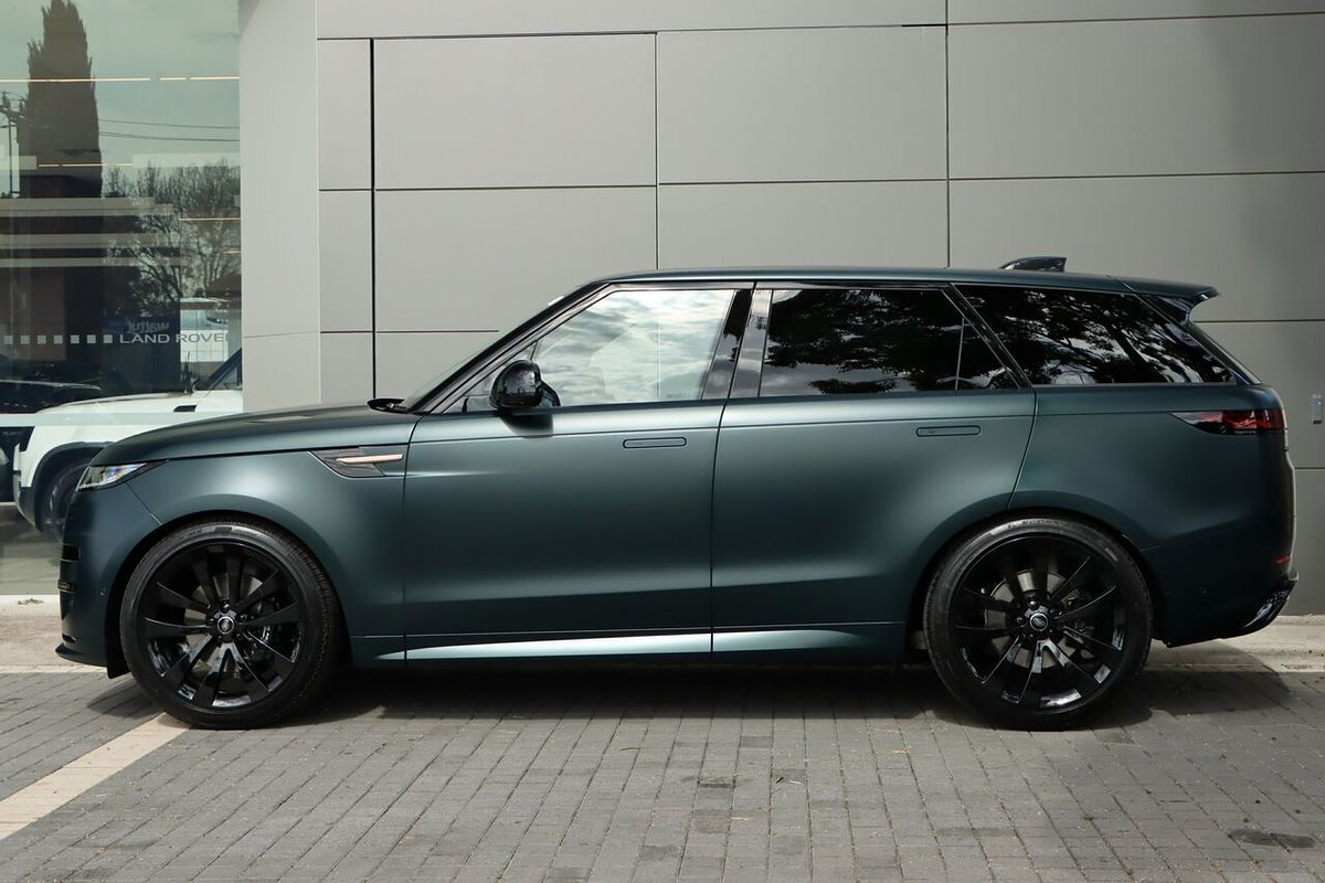 2025 Land Rover Range Rover Sport D350 Dynamic HSE L461