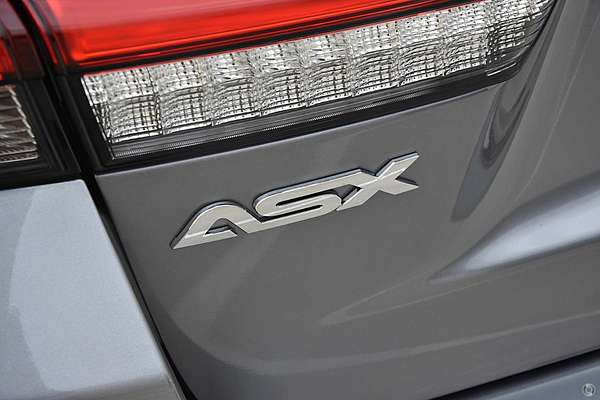 2019 Mitsubishi ASX ES XD
