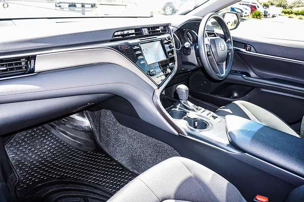 2019 Toyota Camry Ascent AXVH71R