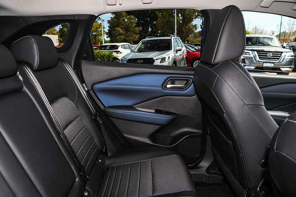 2024 Nissan QASHQAI ST-L J12