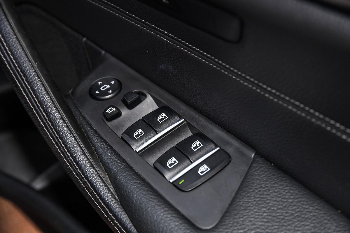 2020 BMW 5 Series 530d M Sport G30