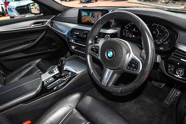 2020 BMW 5 Series 530d M Sport G30