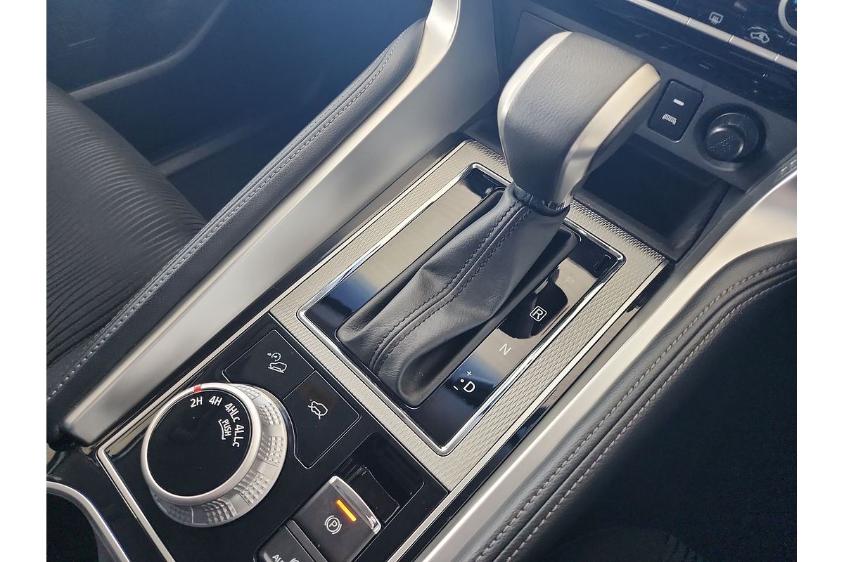 2024 Mitsubishi Pajero Sport GLX QG
