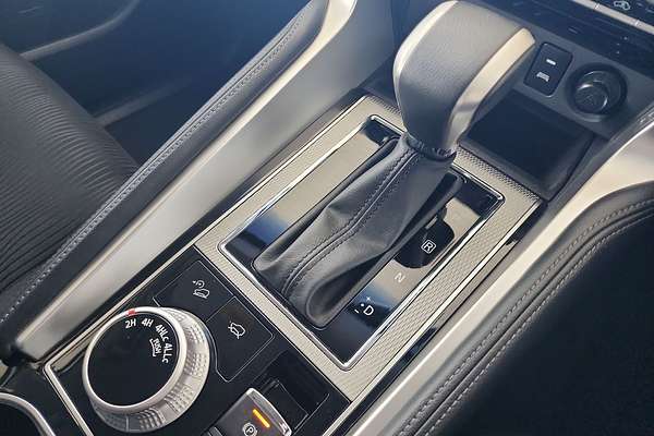 2024 Mitsubishi Pajero Sport GLX QG